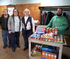 McWane Ductile recueille des denrées alimentaires